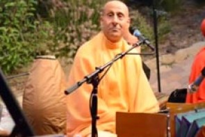 Radhanath Swami - moving story of sindhutai sapkal